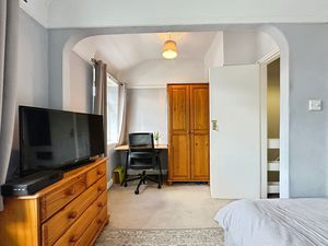 Photo 6- click for photo gallery